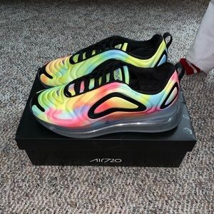 Air Max 720 “Rainbow”
